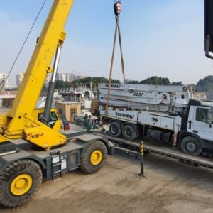 Conqueror Cairo moves 2 Ex Works shipments consisting of a concrete pump and a CAT Dozer